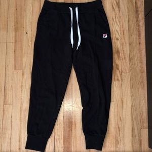NWOT fila sweatpants !!
